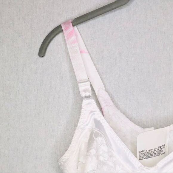 Bali Wire-Free Double Support® Spa Bra 3372 - Picture 3 of 9